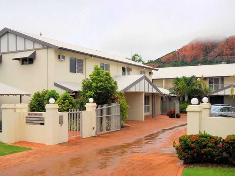 4/ 76 Mitchell Street, North Ward QLD 4810