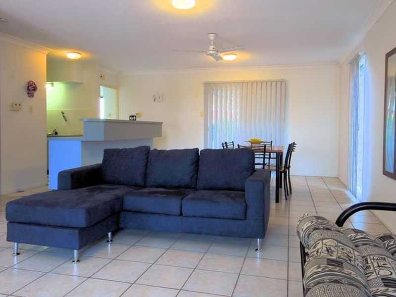 4/ 76 Mitchell Street, North Ward QLD 4810