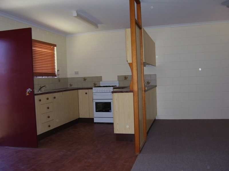 Unit 7/28 Echlin Street, West End QLD 4810