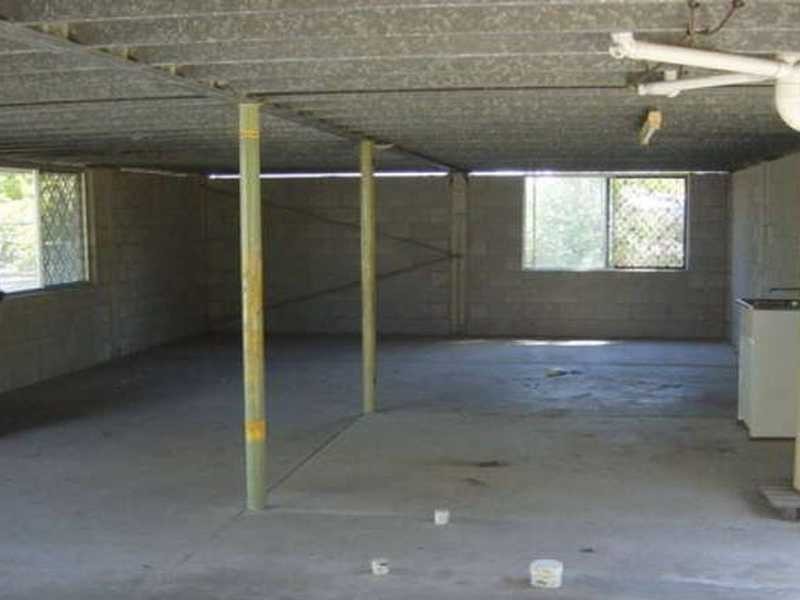 138 Miles Avenue, Kelso QLD 4815