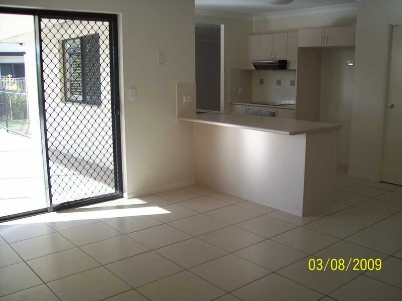 7 Minstrel Court, Bushland Beach QLD 4818