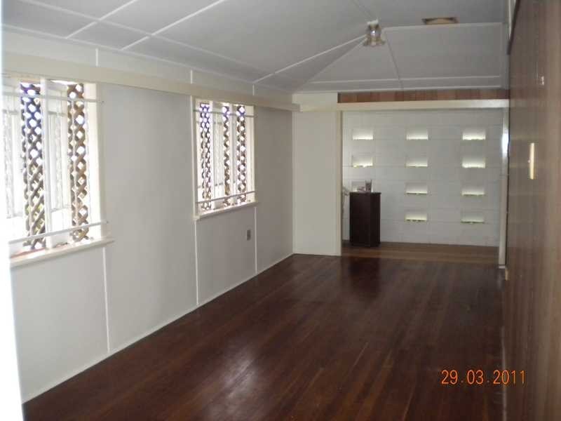 18 Russell Street, Aitkenvale QLD 4814