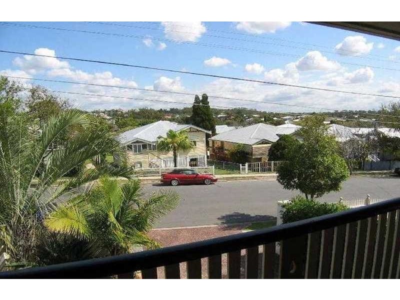 23 Uxbridge Street, Grange QLD 4051