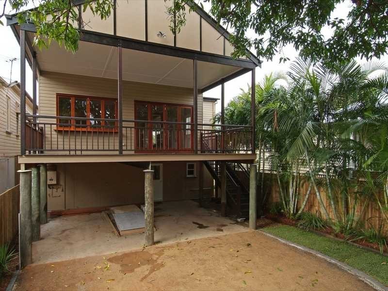 18 Stuckey Road, Clayfield QLD 4011