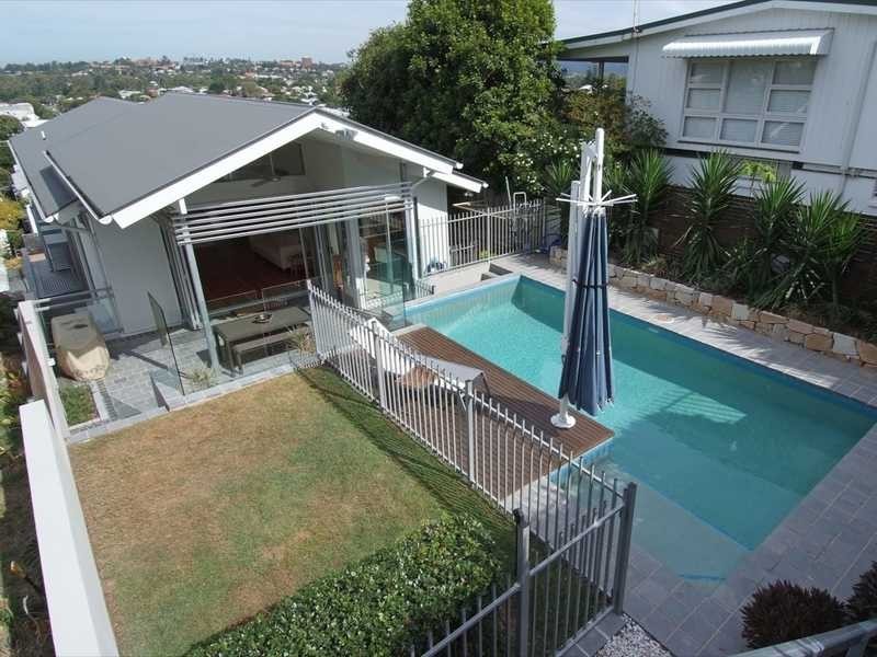8 Sixth Avenue, Windsor QLD 4030