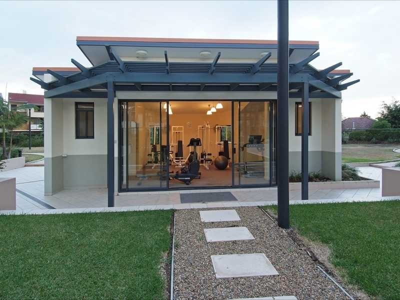 16/9 Sylvan Road, Toowong QLD 4066