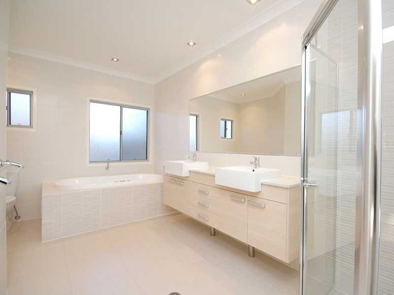 110 Mein Street, Hendra QLD 4011