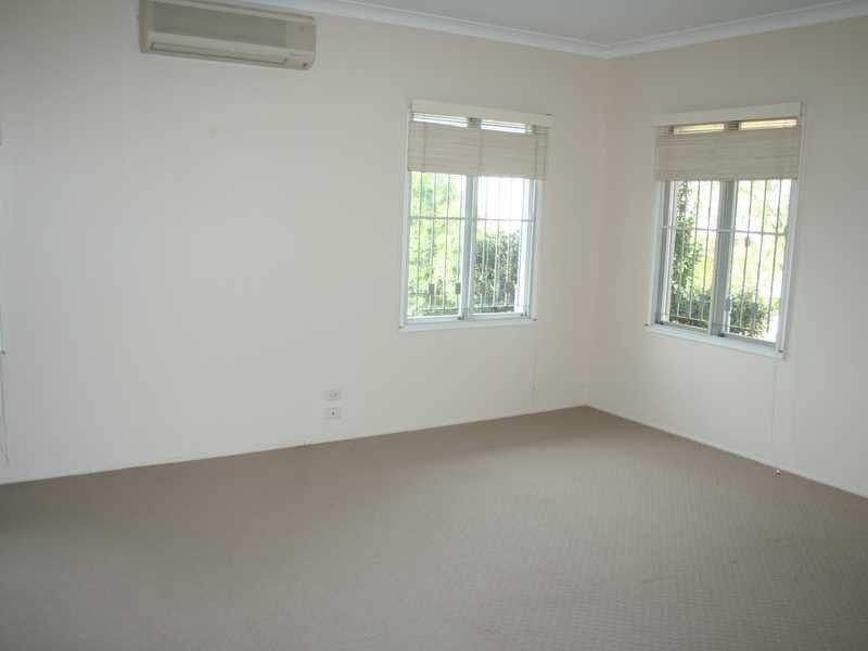 7 Comus Street, Hamilton QLD 4007