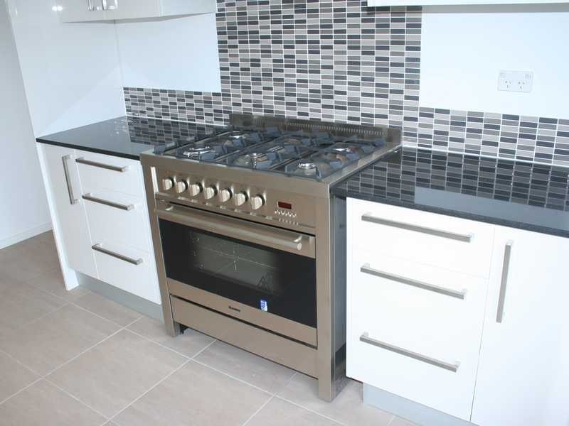 77 Oates Parade, Northgate QLD 4013