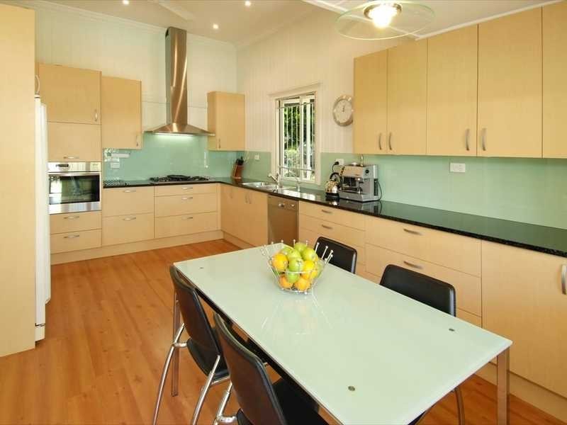 29 Mikado Street, Hamilton QLD 4007