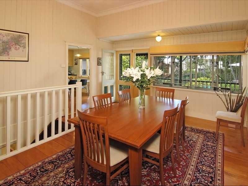 29 Mikado Street, Hamilton QLD 4007