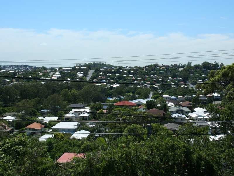 18 Braeside Terrace, Alderley QLD 4051