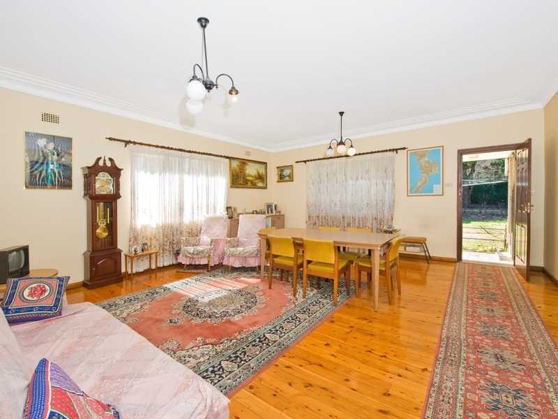 210 Doncaster Avenue, Kensington NSW 2033