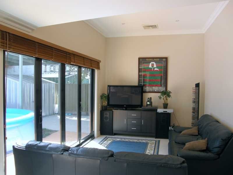 24 Erith Street, Botany NSW 2019