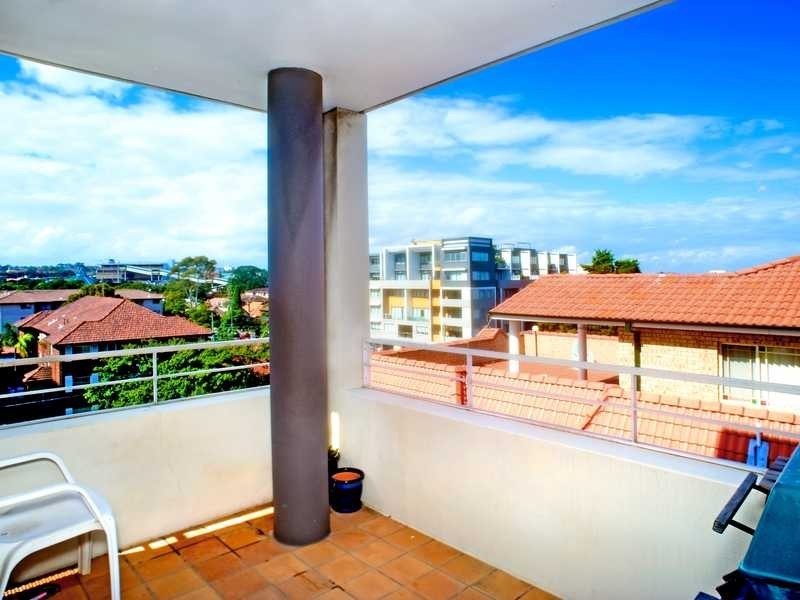 Unit 12/1 Boronia Street, Kensington NSW 2033