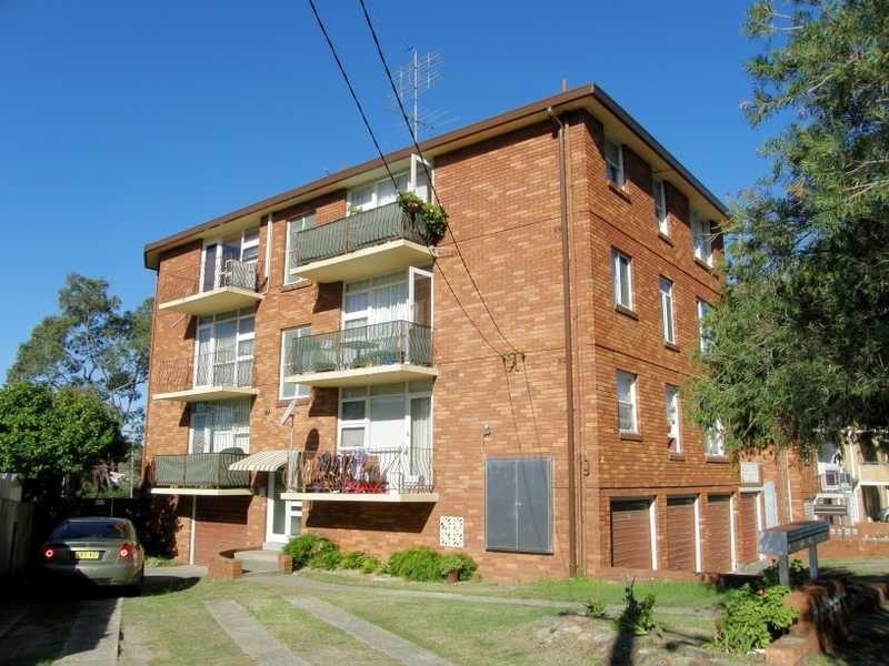 Unit 6/2 Brittain  Crescent, Hillsdale NSW 2036