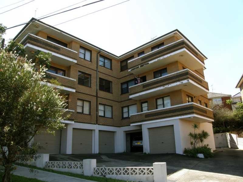 Unit 3/4 Second Avenue, Maroubra NSW 2035
