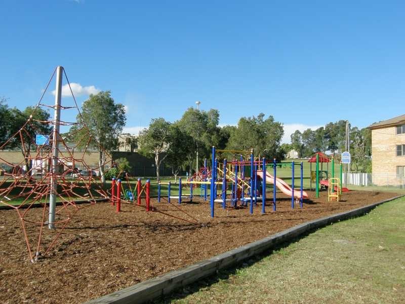 Unit 9/16 Grace Campbell Cres, Hillsdale NSW 2036