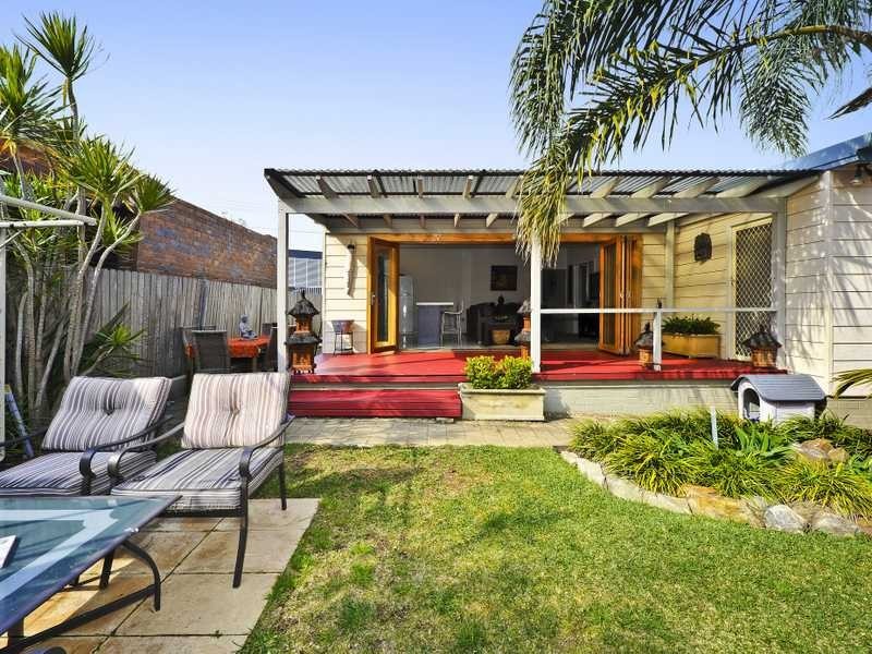 90 Stephen Road, Botany NSW 2019