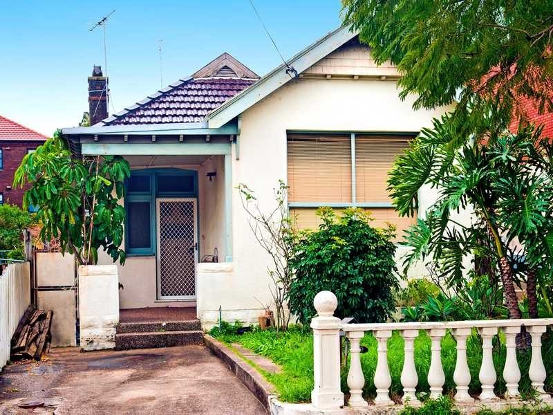 110 Todman Avenue, Kensington NSW 2033