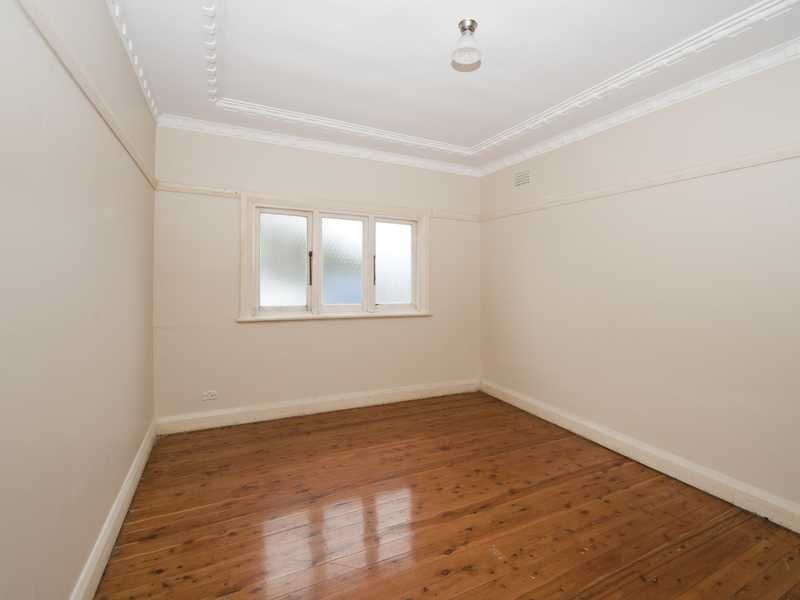 24 Middlemiss Street, Mascot NSW 2020