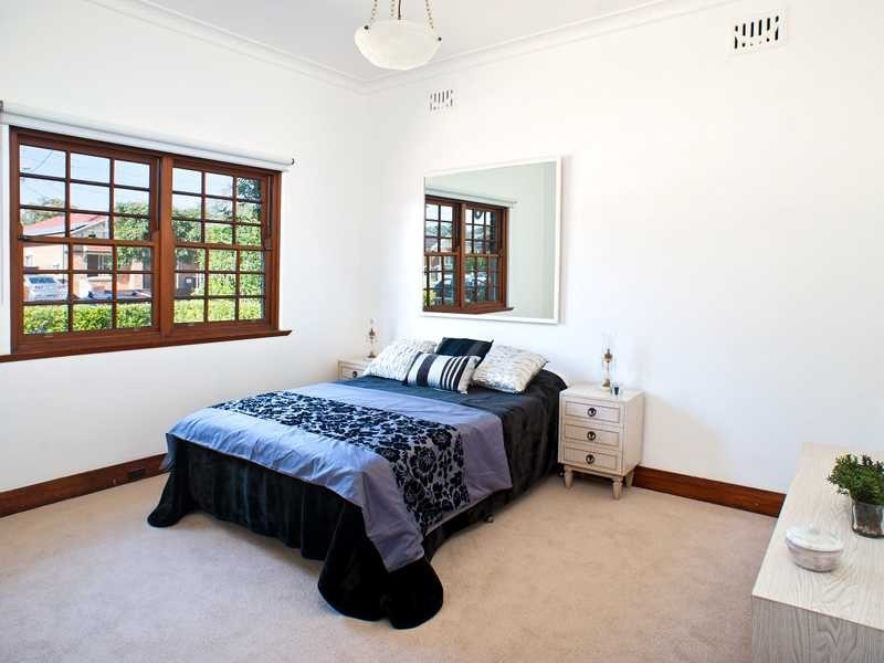 43 Rosebery Avenue, Kensington NSW 2033