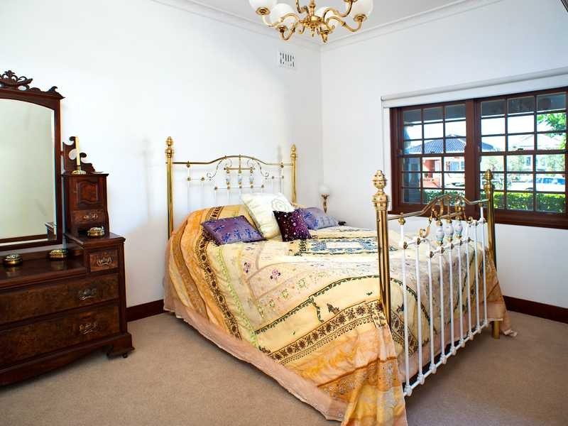 43 Rosebery Avenue, Kensington NSW 2033