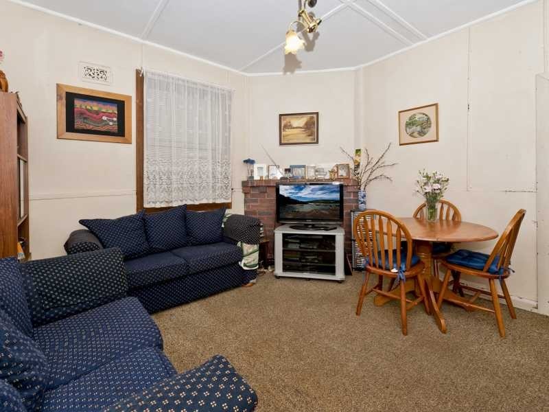 16 Trevelyan Street, Botany NSW 2019