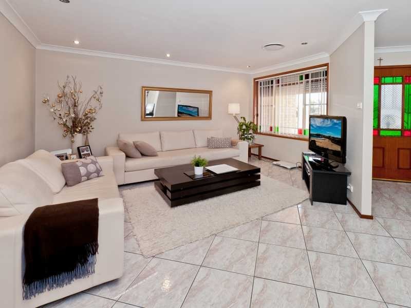 153 Franklin Street, Chifley NSW 2036