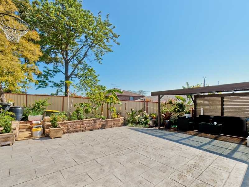153 Franklin Street, Chifley NSW 2036