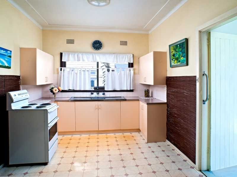 25 Canara Avenue, Phillip Bay NSW 2036