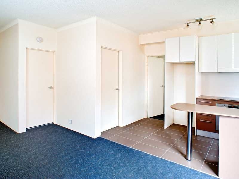 2/64 Rhodes Street, Hillsdale NSW 2036