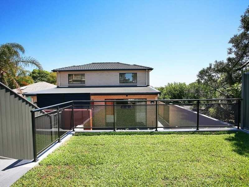5 & 5a Caley Street, Chifley NSW 2036