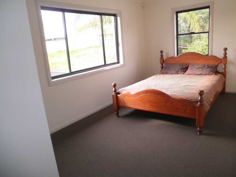 5 & 5a Caley Street, Chifley NSW 2036