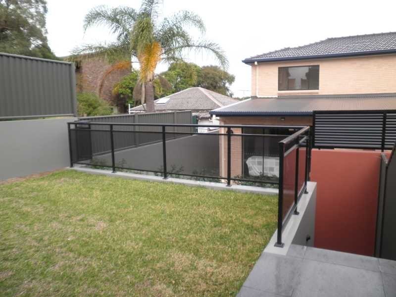 5 & 5a Caley Street, Chifley NSW 2036