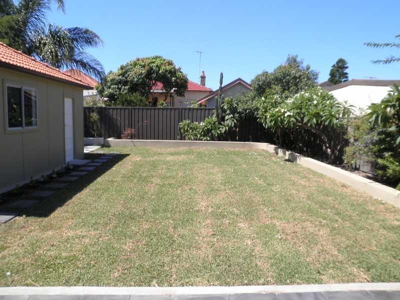 11 Gordon Street, Rosebery NSW 2018
