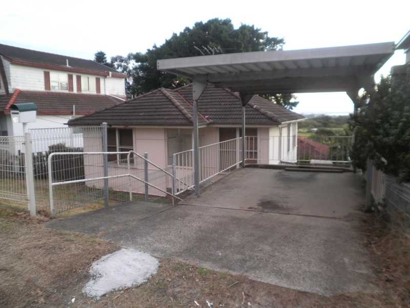 38 Lasseter Avenue, Chifley NSW 2036