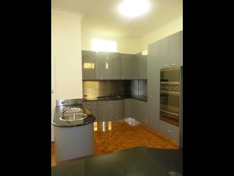 18 Wolseley Road, Coogee NSW 2034