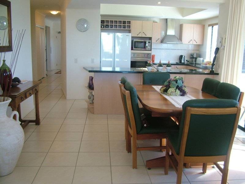 2/40 Golden Beach Esplanade, Golden Beach QLD 4551