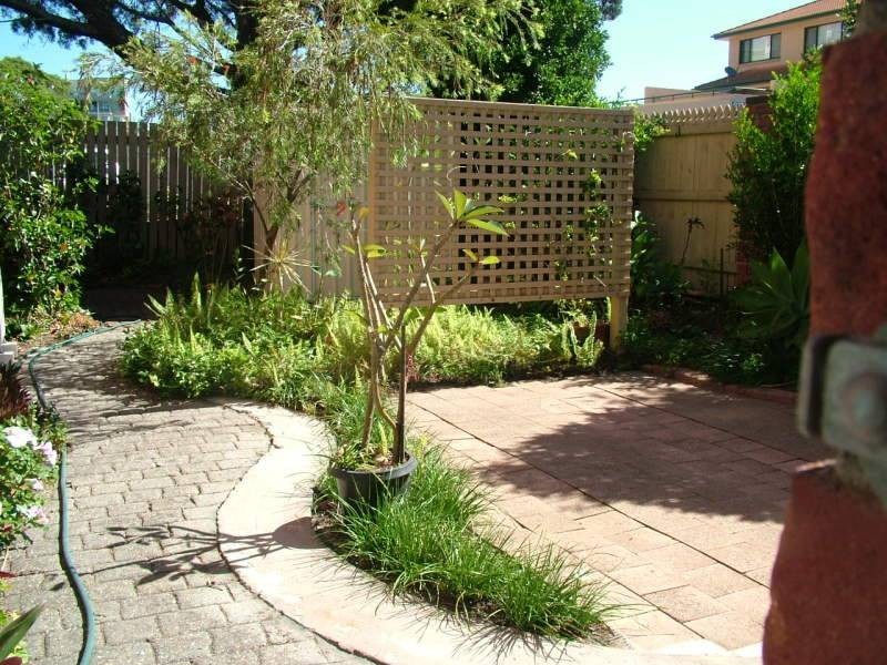 4/71 Landsborough Parade, Golden Beach QLD 4551