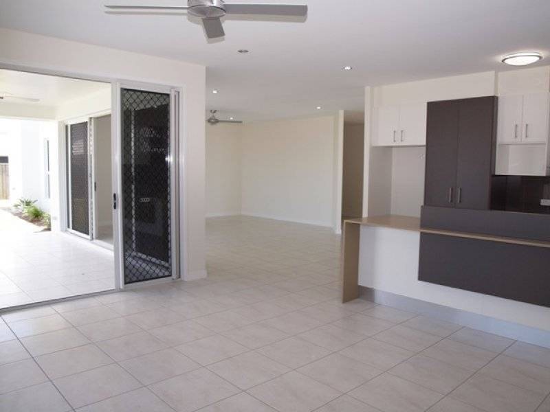 52 Bellanboe Circuit, Pelican Waters QLD 4551