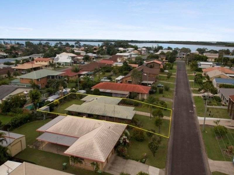 13 Maryann Street, Golden Beach QLD 4551
