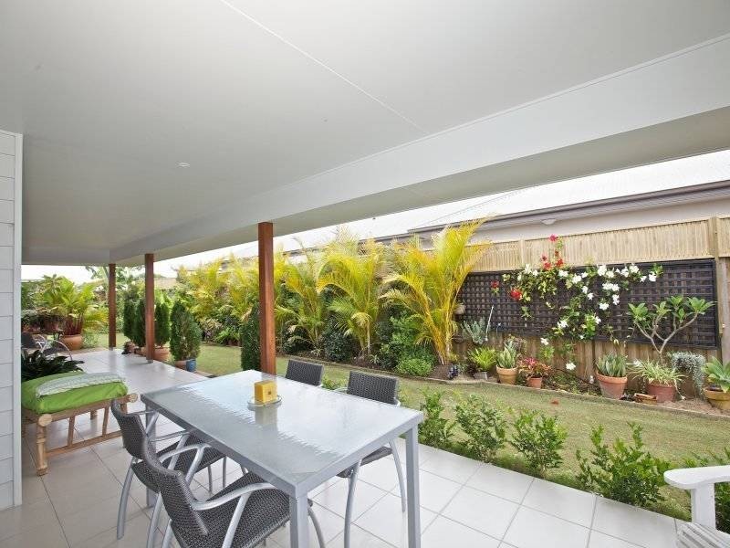 20 St Pauls Avenue, Pelican Waters QLD 4551
