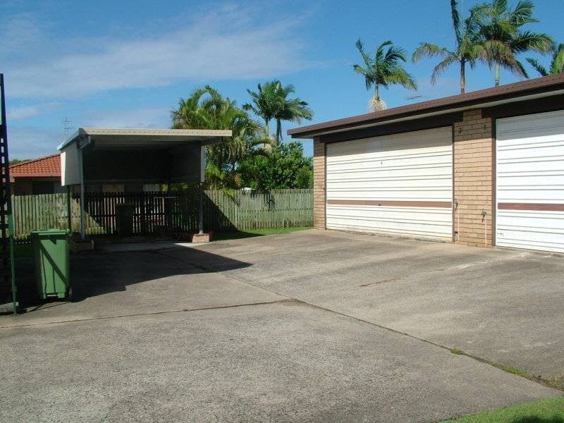 2/16 Baldwin Street, Golden Beach QLD 4551