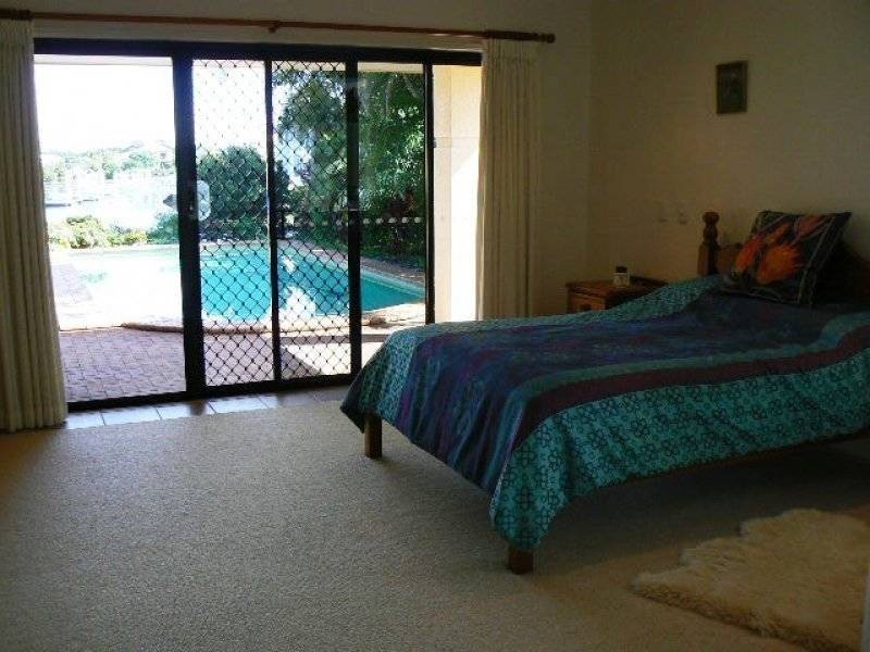 18 Godwin Place, Pelican Waters QLD 4551