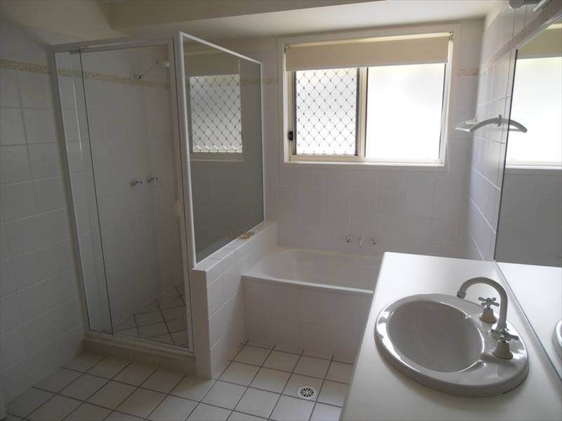 21 Lander Street, Pelican Waters QLD 4551