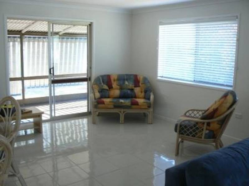 6 Wavell Ave, Golden Beach QLD 4551