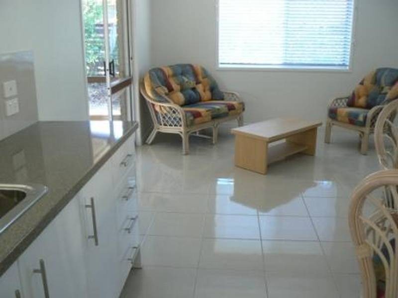 6 Wavell Ave, Golden Beach QLD 4551