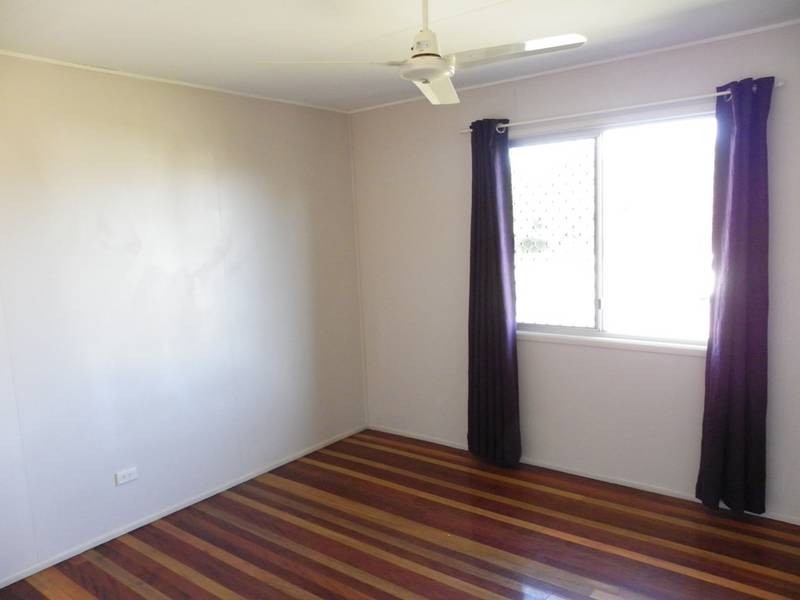 1 Birdwood St, Golden Beach QLD 4551