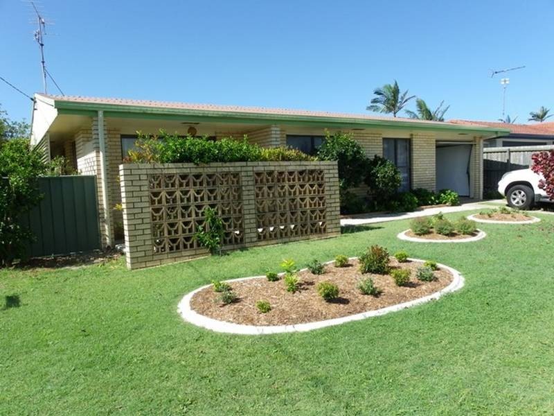 11 Coonawa Street, Buddina QLD 4575